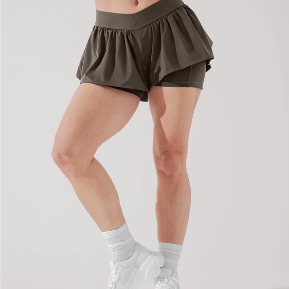 On the Run Ruffle Short - Picture 9 of 11